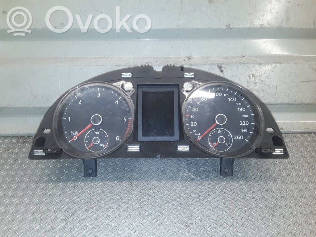 Volkswagen PASSAT B6 Tachimetro (quadro strumenti) 