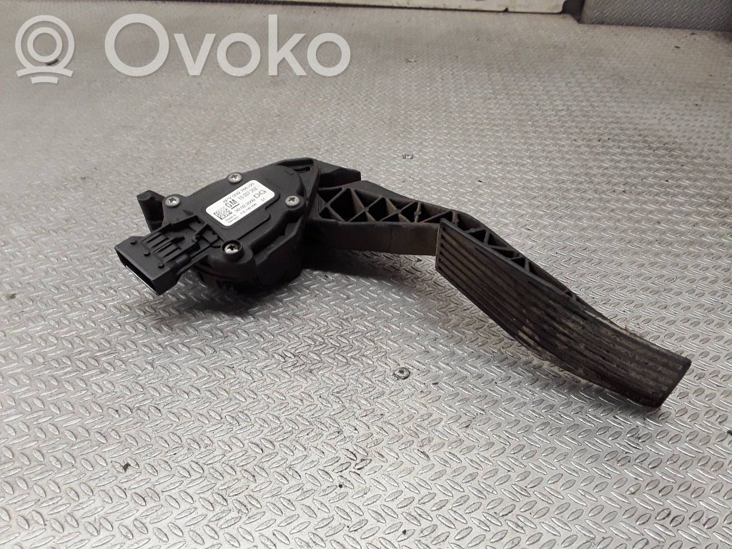 Accelerator throttle pedal   6PV00976500,13237352,131656