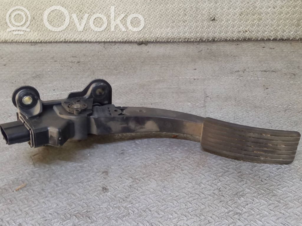 Mitsubishi Lancer VIII Pédale d'accélérateur