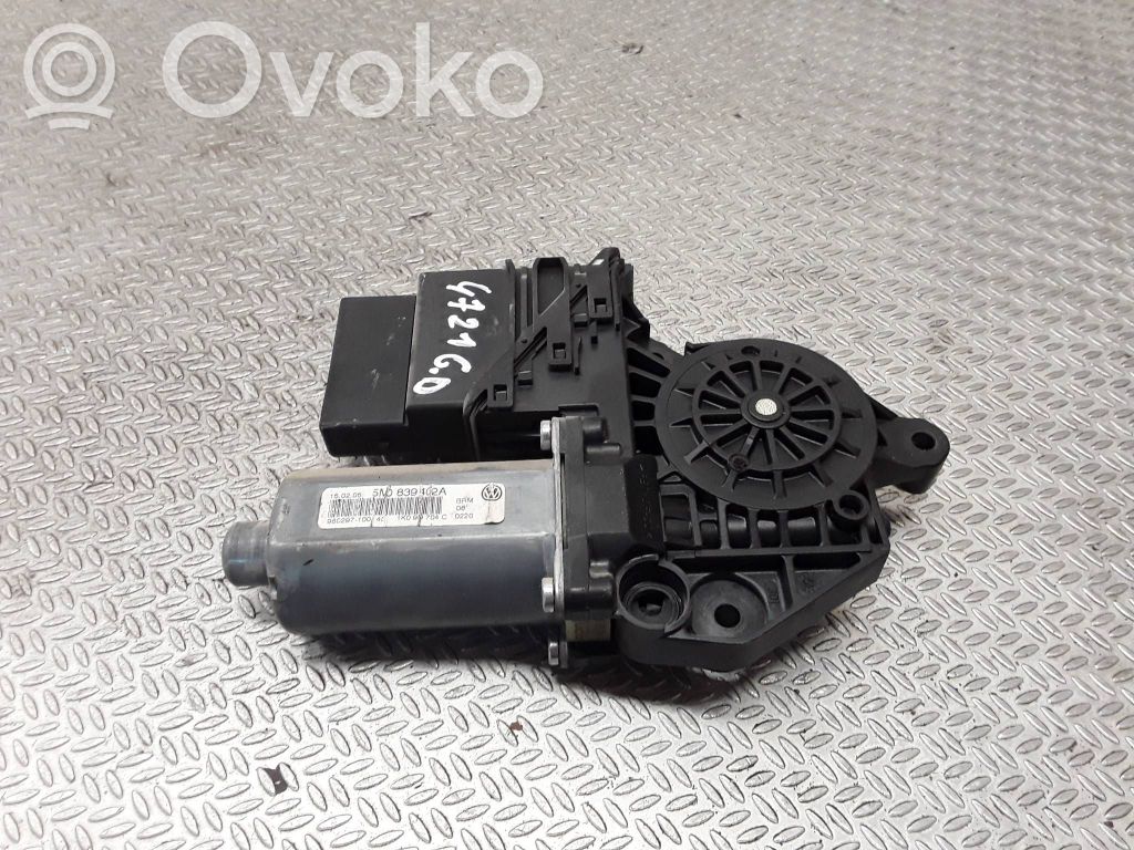 Volkswagen Golf Plus Motorino alzacristalli della portiera posteriore 