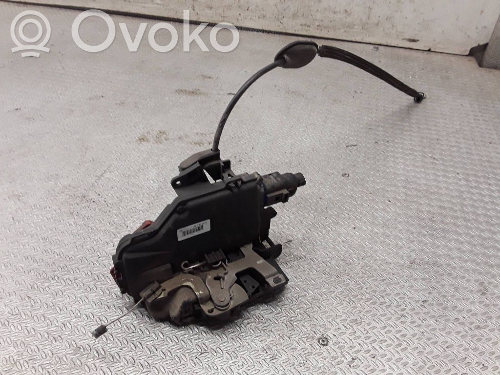Încuietoare ușă spate   7L0839016