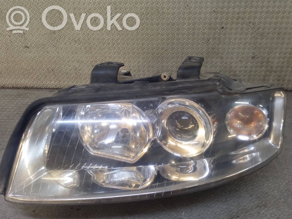Audi A4 S4 B6 8E 8H Phare frontale