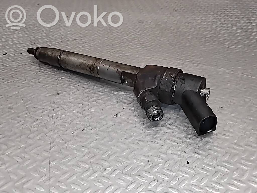 Inyector de combustible   0445110015,A6680700287