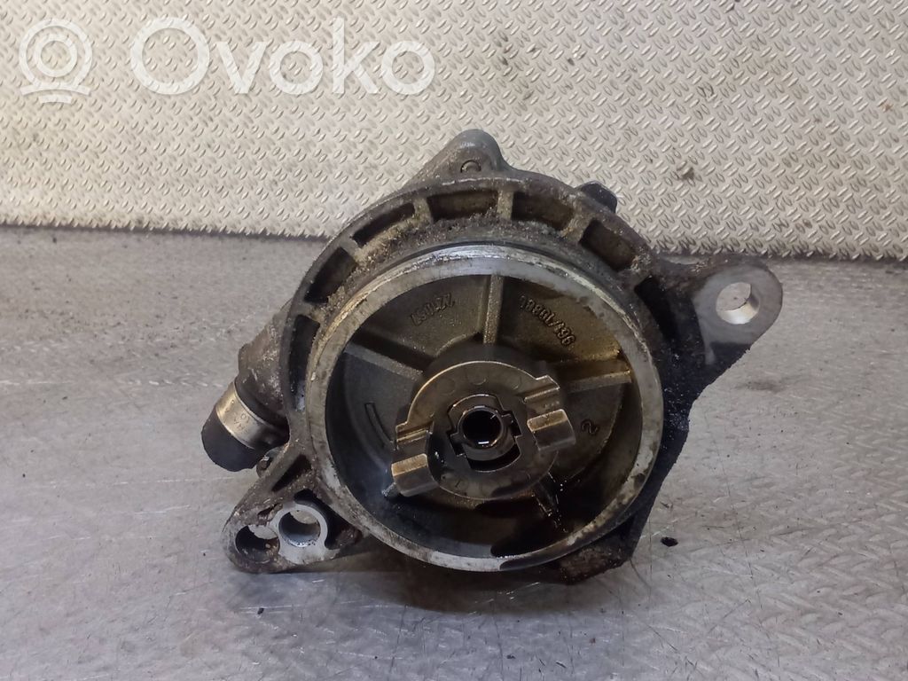 Vacuum pump   2249939