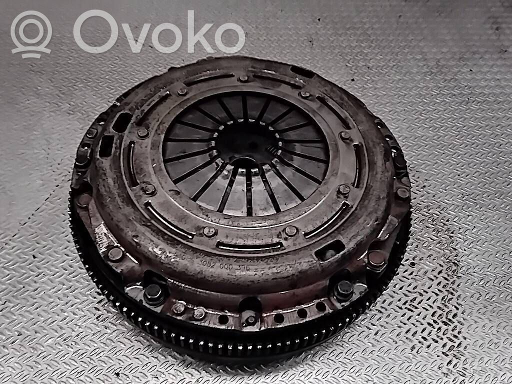 Volkswagen Golf V Sprzęgło / Komplet