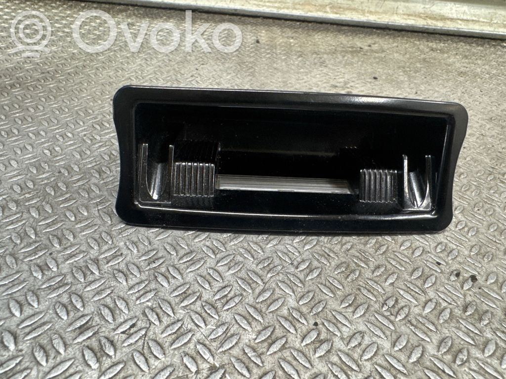 Audi A3 S3 A3 Sportback 8P Posacenere auto