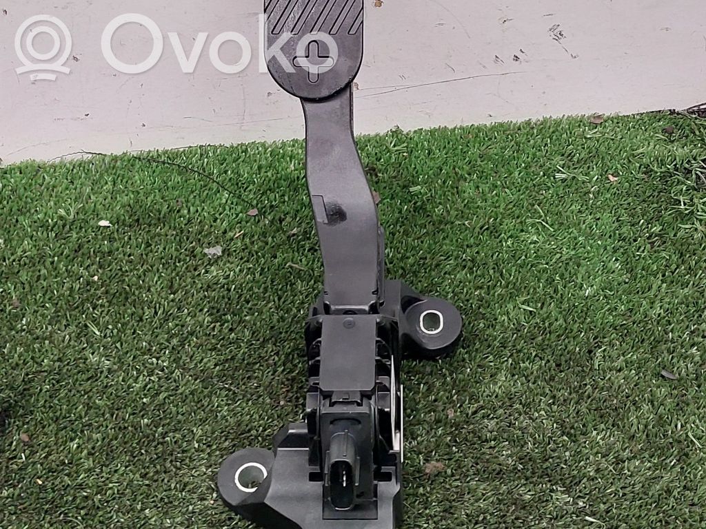 KIA EV6 Akceleratoriaus pedalas 