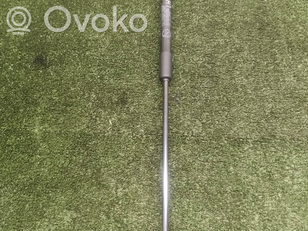KIA Sportage Tailgate/trunk strut/damper 