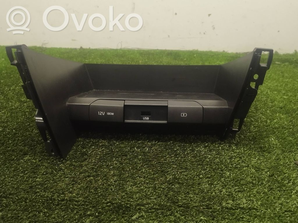 KIA Sportage USB jungtis 