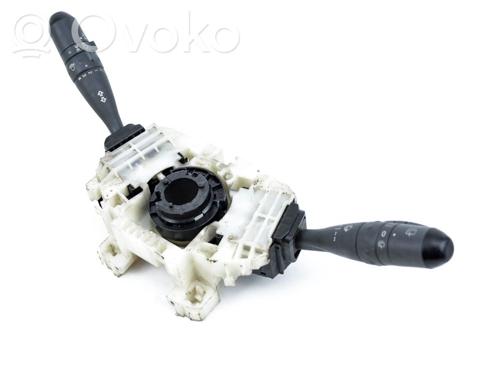 Commodo, commande essuie-glace/phare   A4545401244,17E018,4545401244