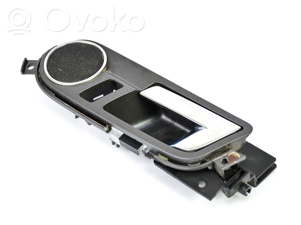 Volkswagen Phaeton Front door interior handle 