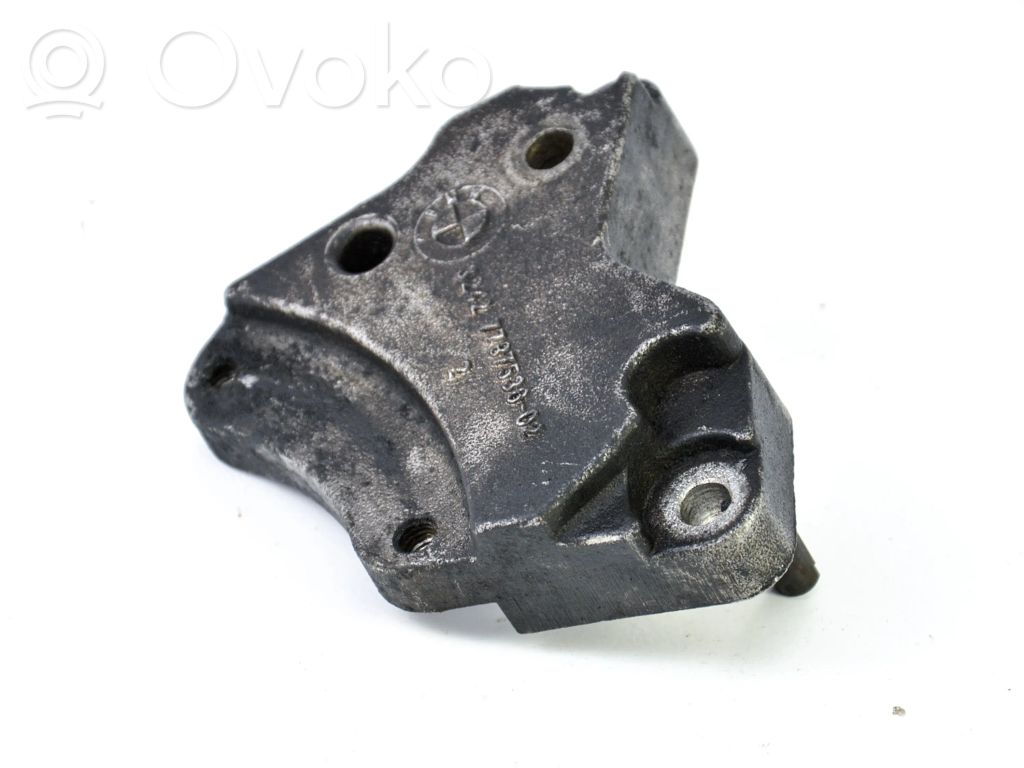 BMW 7 E65 E66 Power steering pump mounting bracket 