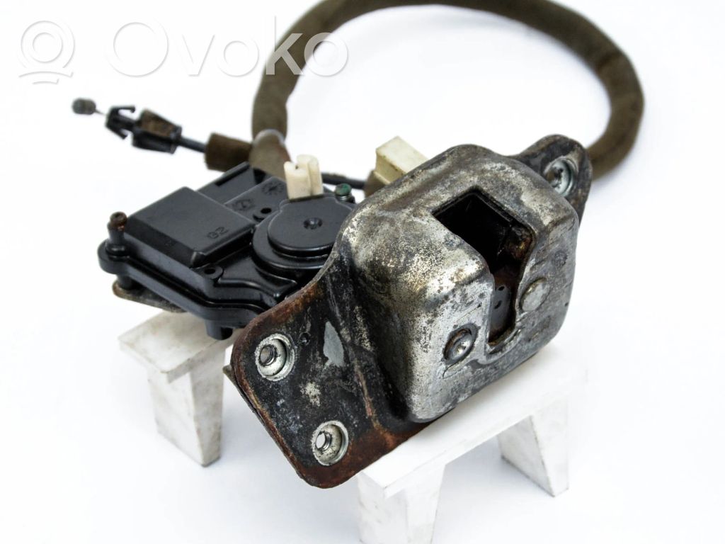 Tailgate/trunk/boot lock/catch/latch