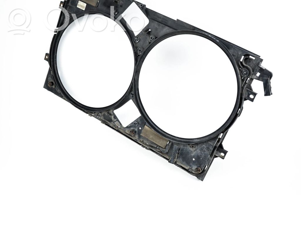 Engine mount bracket   3D0121191E