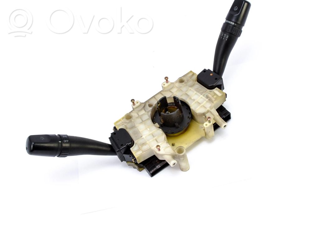 Hyundai Elantra Wiper turn signal indicator stalk/switch 