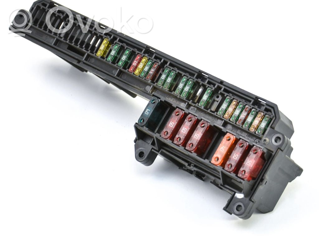 BMW 5 E60 E61 Fuse module 