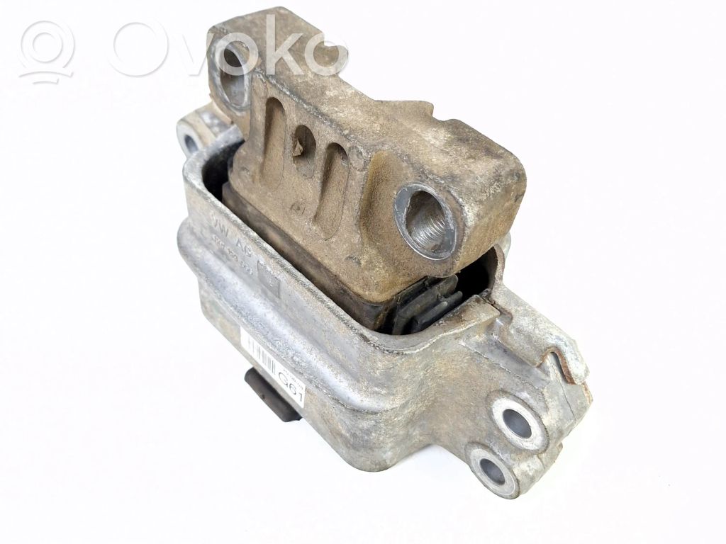 Engine mount bracket   1K0199555,1K0199555,3318205
