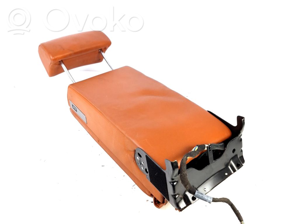 Rear seat   6907320