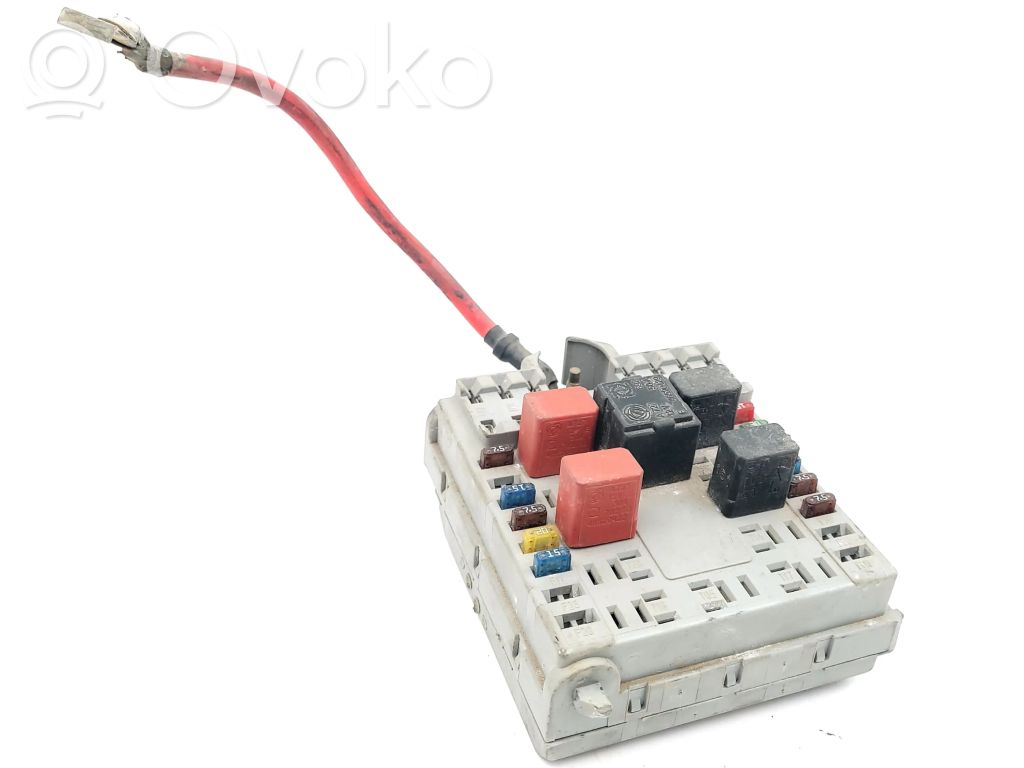 Fiat Punto (188) Modulo fusibile 