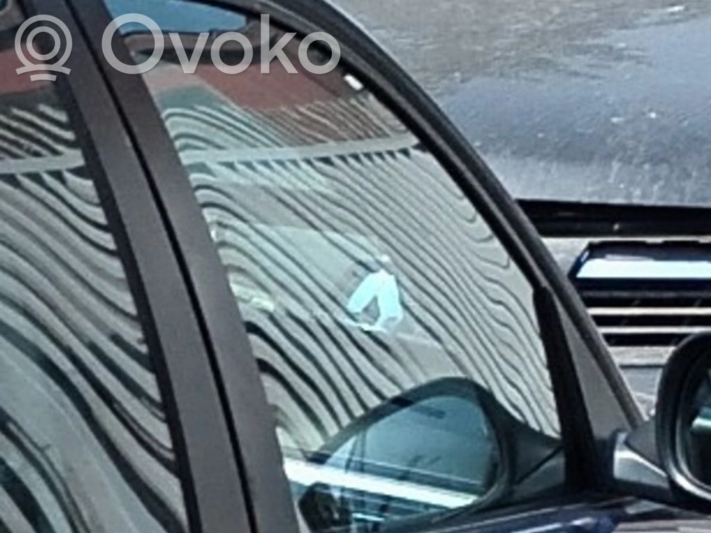 BMW 3 E90 E91 Front door window glass four-door 