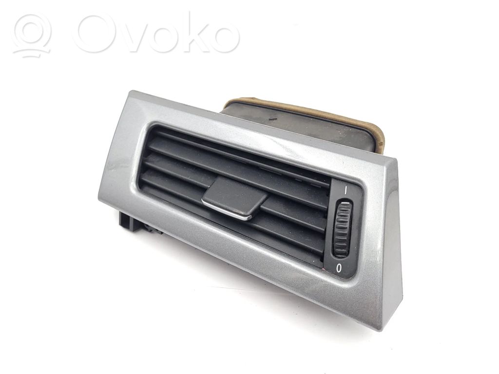 BMW 5 E60 E61 Šoninės oro grotelės 