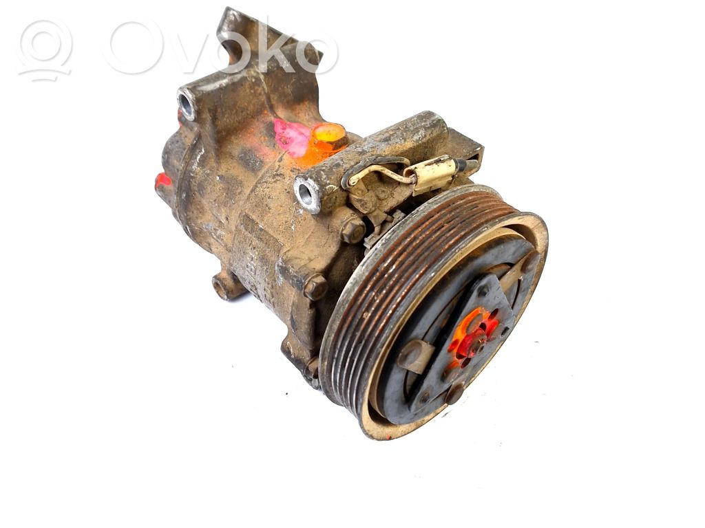 Renault Kangoo I Air conditioning (A/C) compressor (pump) 