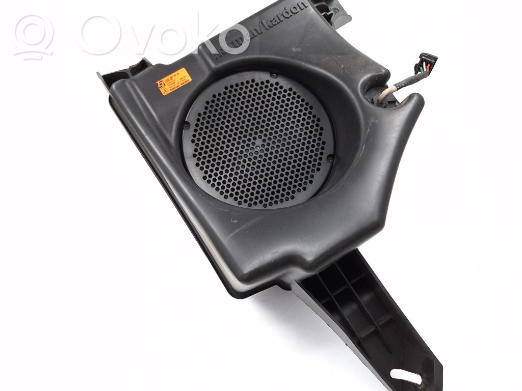 Mercedes-Benz ML W164 Subwoofer 