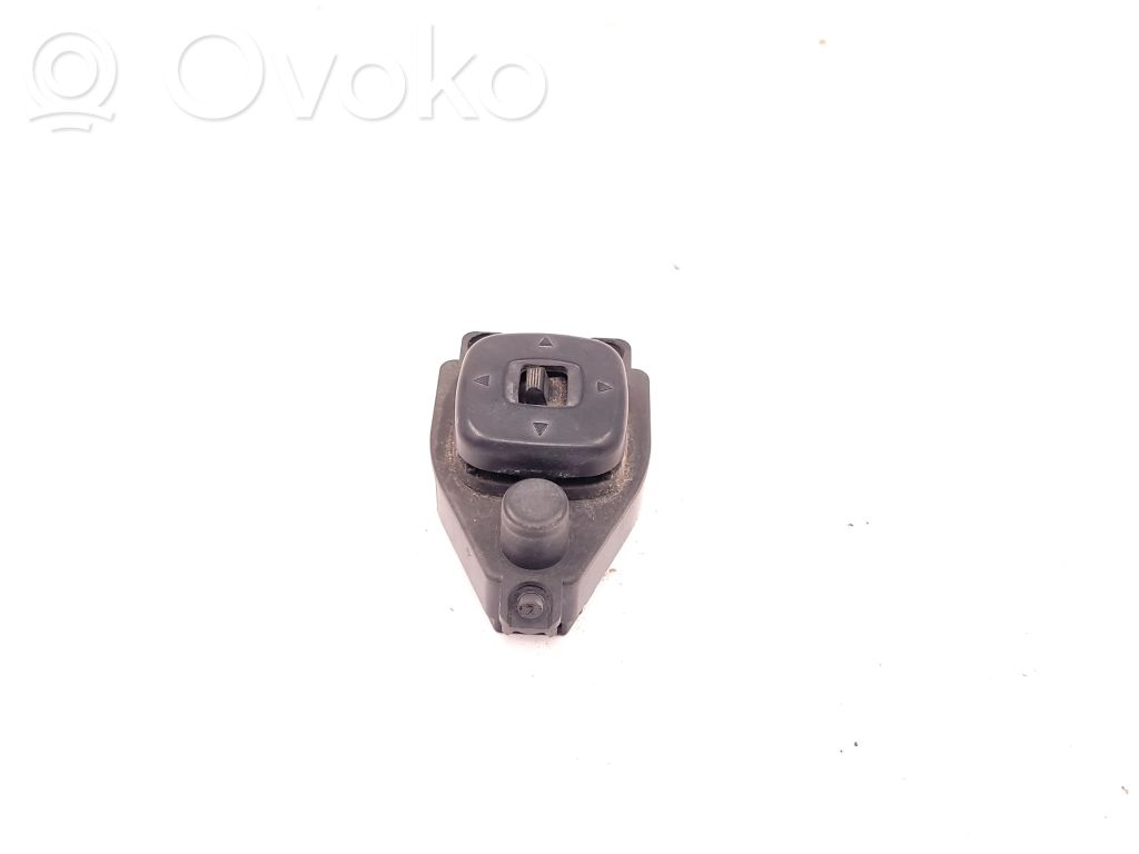 Wing mirror switch   B25D66600,B25D66600,03200310