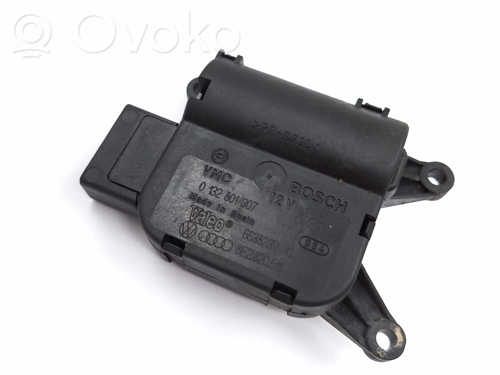 Audi A4 S4 B6 8E 8H Actuator/motor clapetă debit aer A/C 