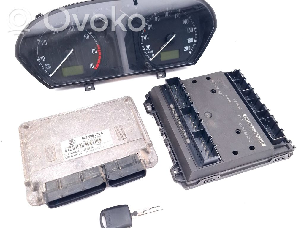 Skoda Fabia Mk1 (6Y) Komputer / Sterownik ECU i komplet kluczy 