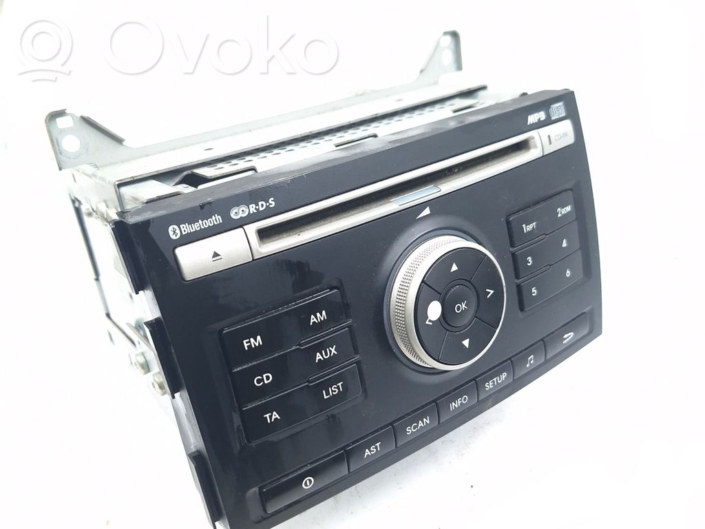 KIA Pro Cee'd I Panel / Radioodtwarzacz CD/DVD/GPS 