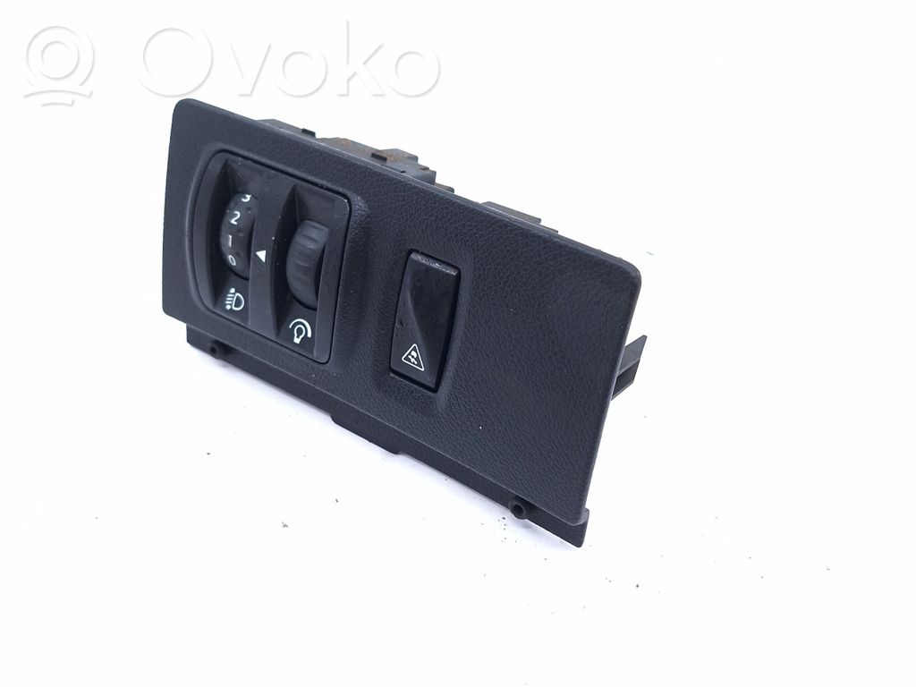 Headlight level height control switch