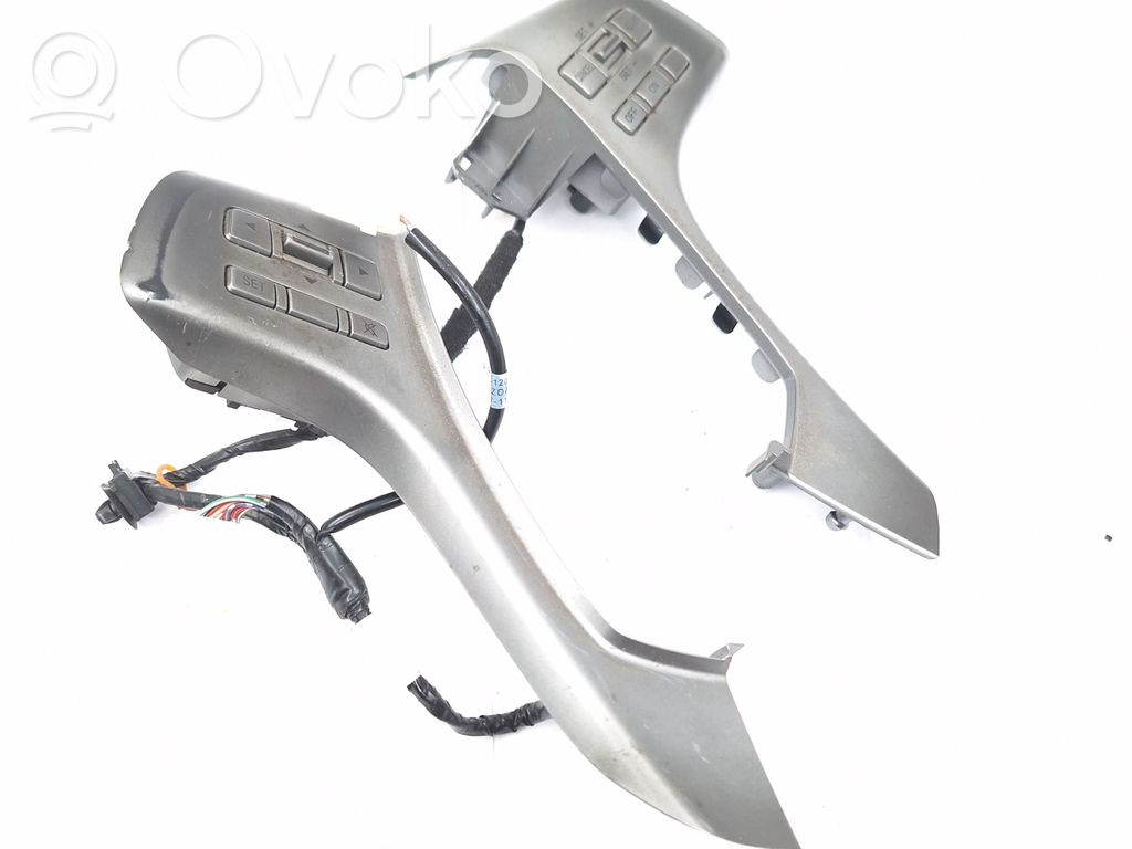 Volante   GS1D664M0C,03744350,03746120,K1827