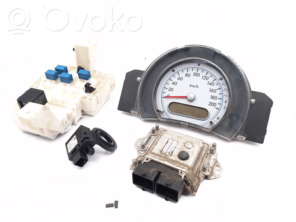 Suzuki Splash Engine ECU kit and lock set 