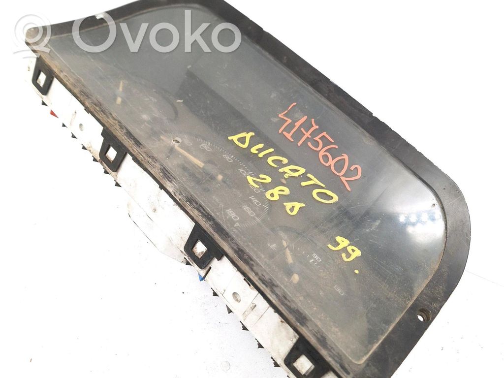 Fiat Ducato Geschwindigkeitsmesser Cockpit 