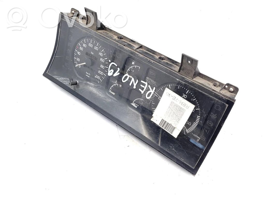 Renault 19 Speedometer (instrument cluster) 