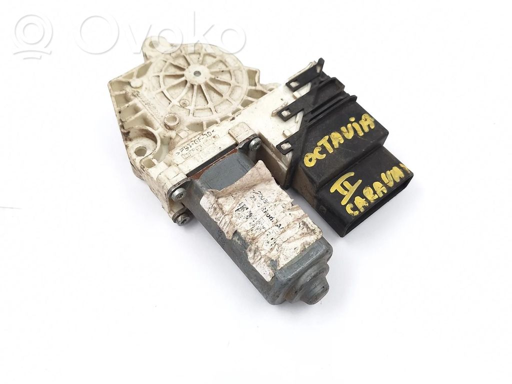 Skoda Octavia Mk2 (1Z) Motorino alzacristalli della portiera posteriore 