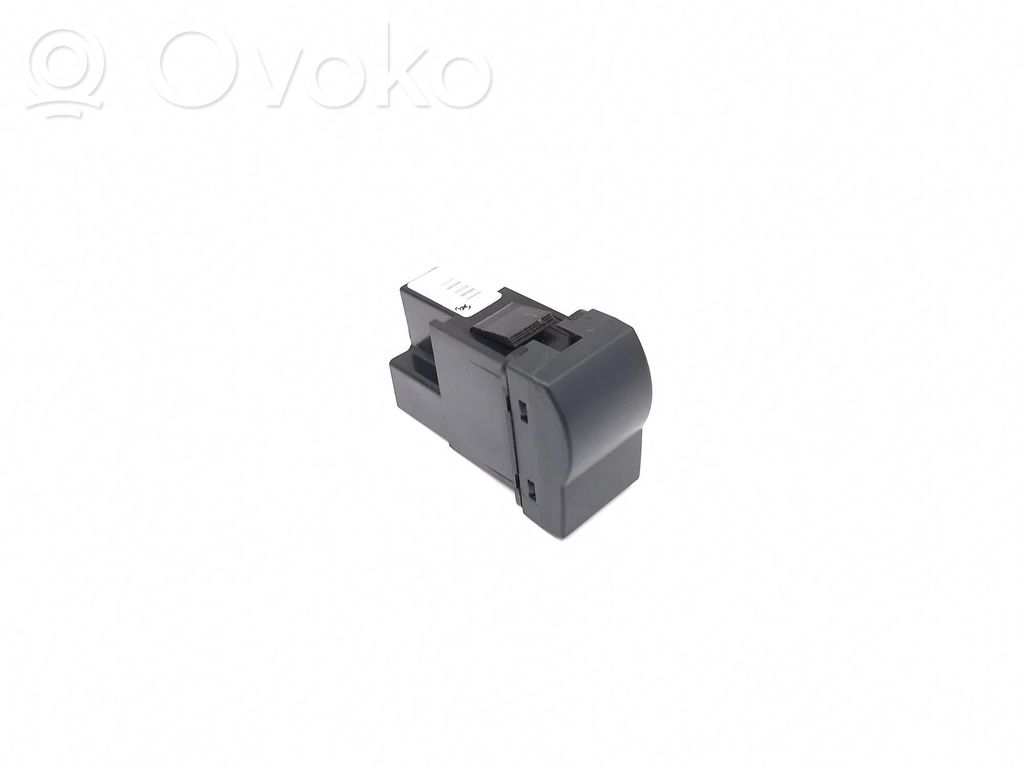 Central locking switch button   03750390,BP4K55225,03750290,D39755225