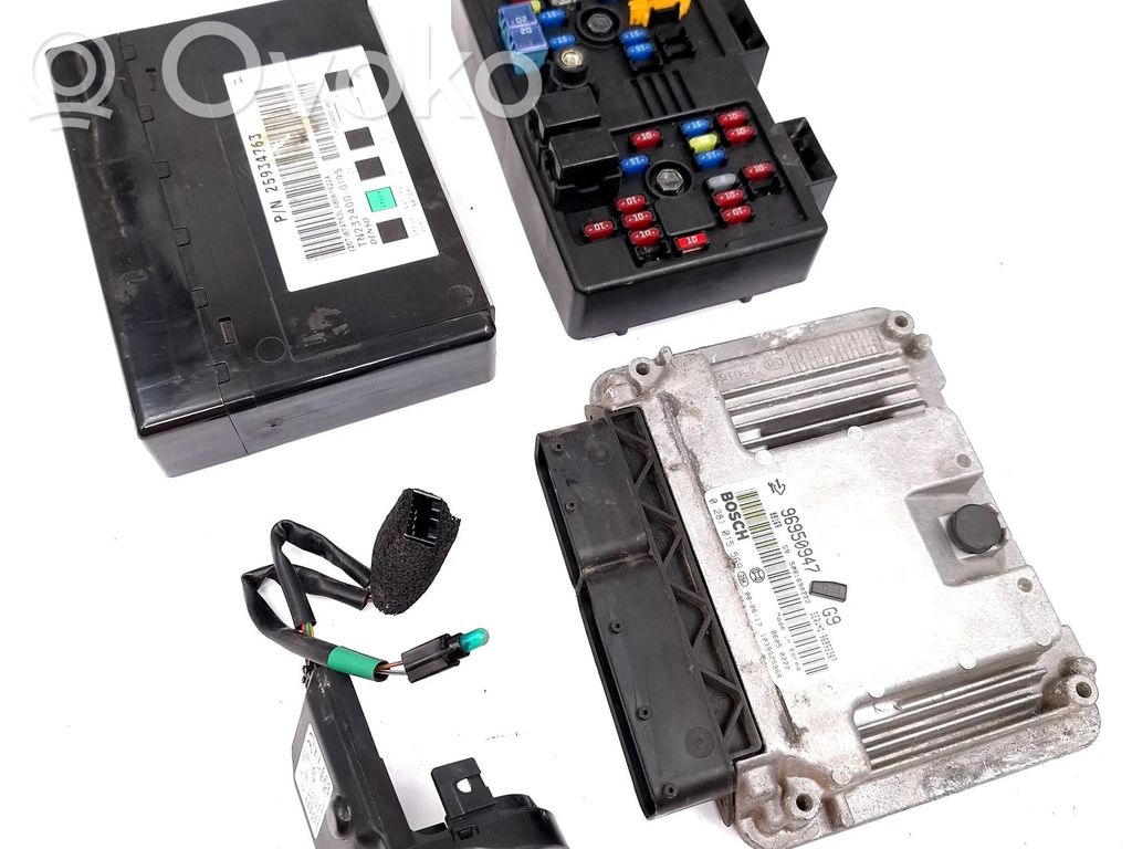 Chevrolet Captiva Engine ECU kit and lock set 