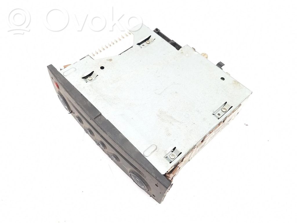 Renault Clio III Radio/CD/DVD/GPS head unit 