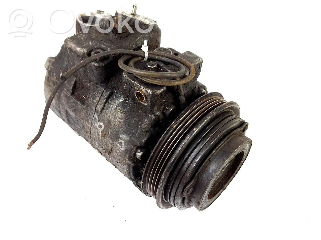 Audi A4 S4 B5 8D Kompresor / Sprężarka klimatyzacji A/C 