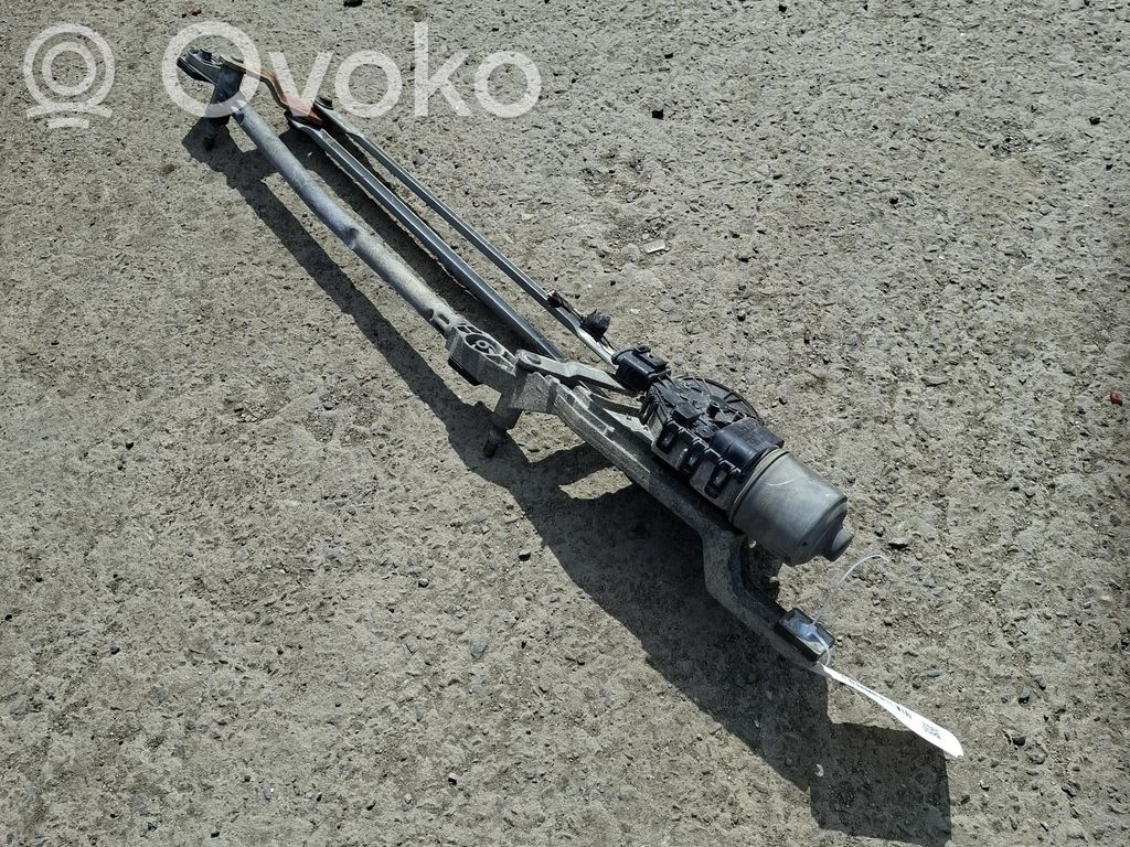 Ford Focus Front wiper linkage and motor 