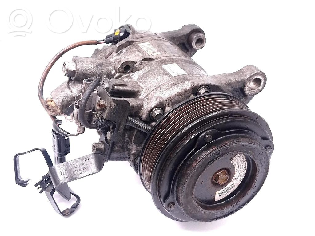 BMW 5 F10 F11 Ilmastointilaitteen kompressorin pumppu (A/C) 