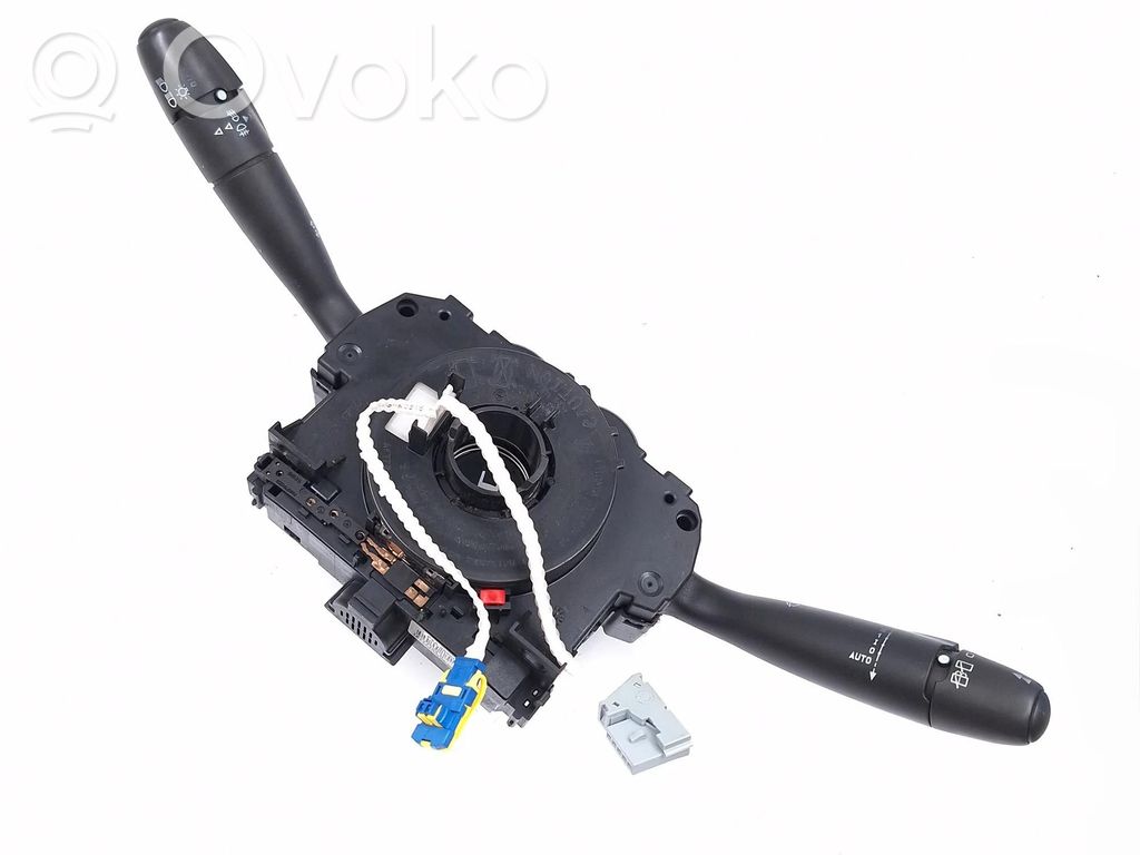 Peugeot 307 Wiper turn signal indicator stalk/switch 