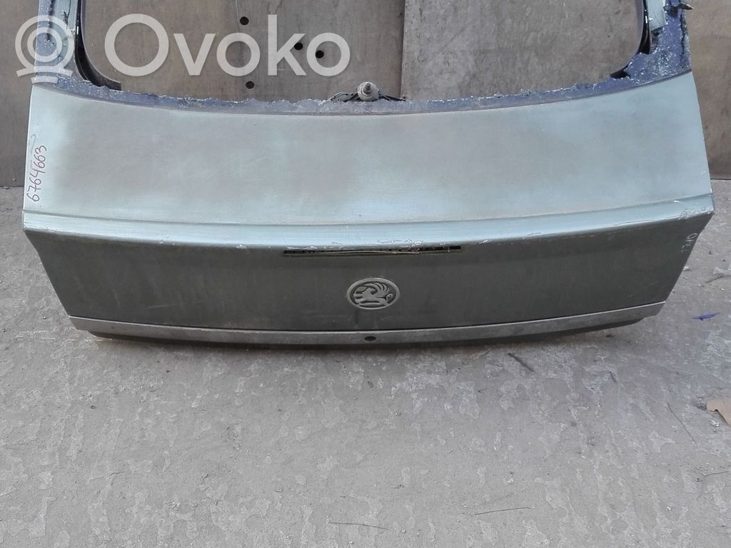Opel Vectra C Puerta del maletero/compartimento de carga 