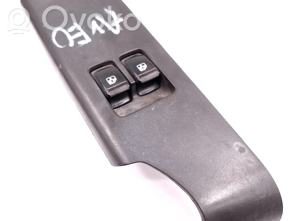 Chevrolet Aveo Electric window control switch 