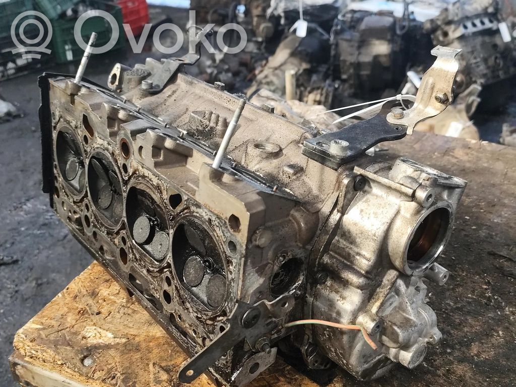 Engine head   06F103373