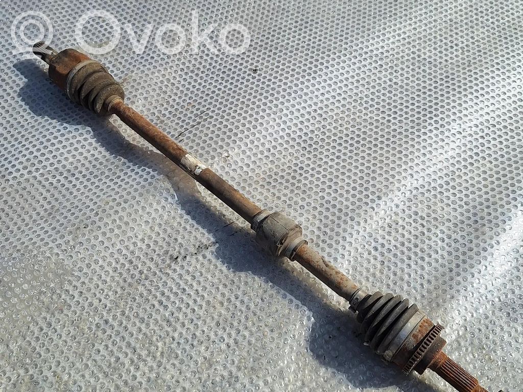 KIA Picanto Etuvetoakseli 