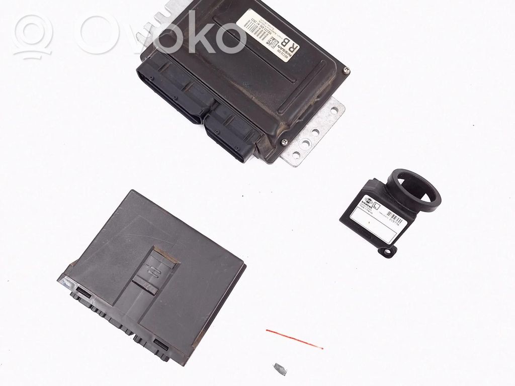 Nissan Primera Engine ECU kit and lock set 