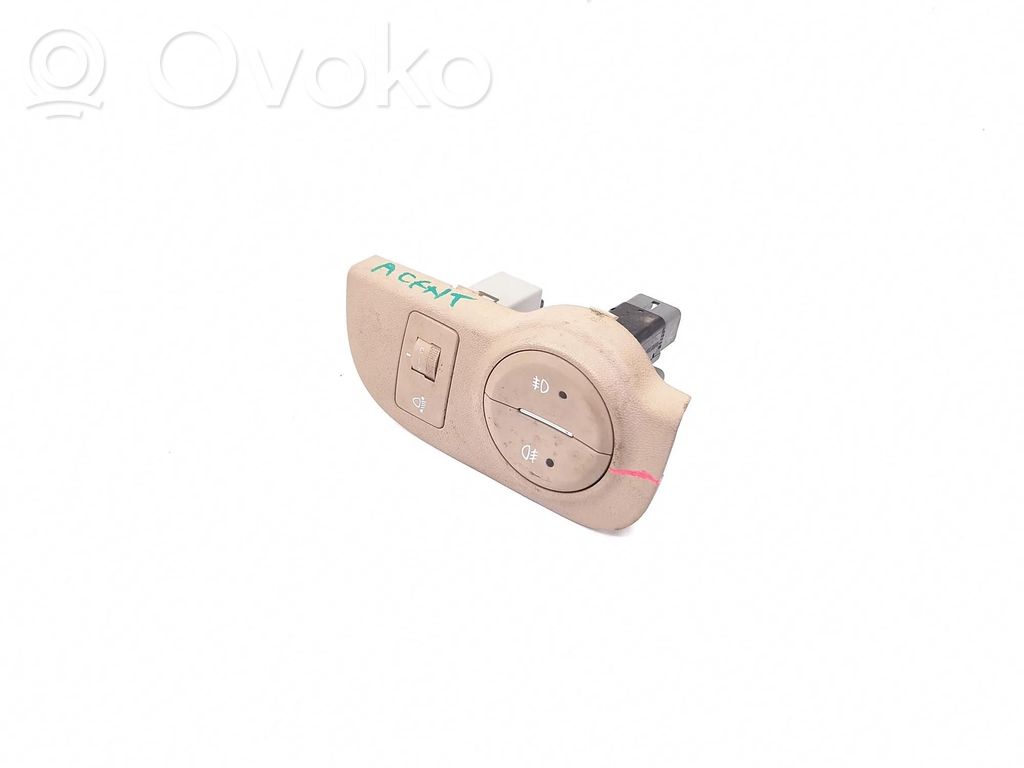 Hyundai Accent Light switch 